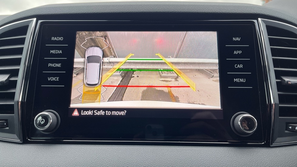 Used Skoda Karoq 2025 for sale - 76479875: Photo 32