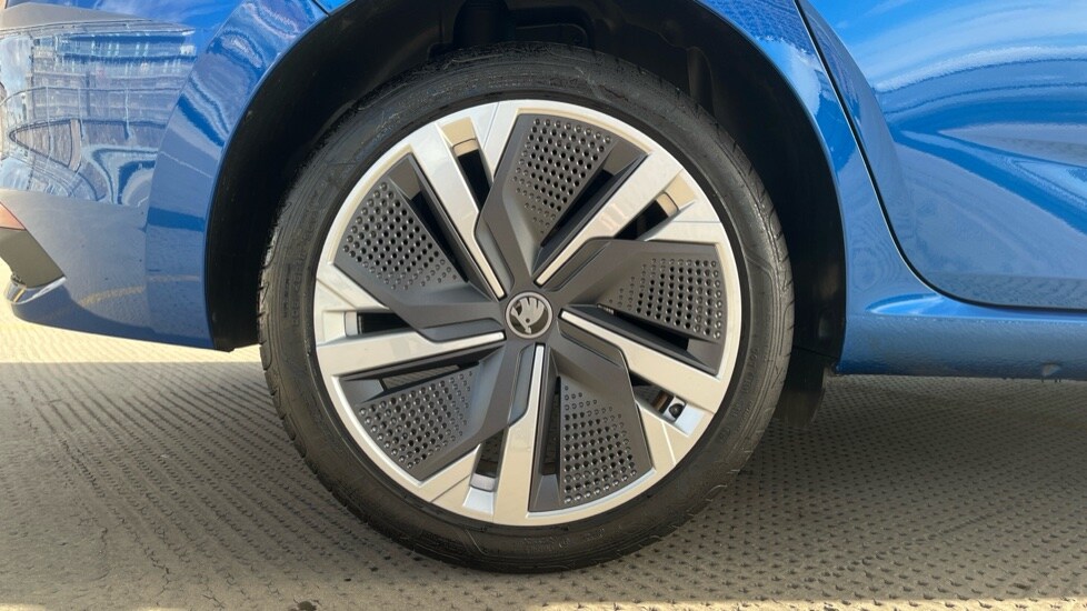 Used Skoda Scala 2025 for sale - 76332239: Photo 5