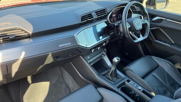 Used Audi Q3 2020 for sale - 75641267: Photo 10
