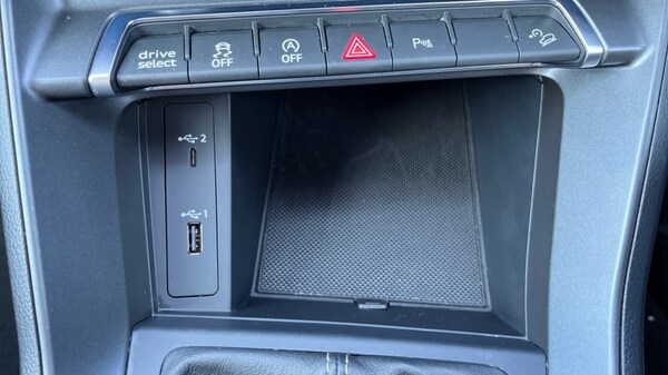 Used Audi Q3 2020 for sale - 75641267: Photo 33