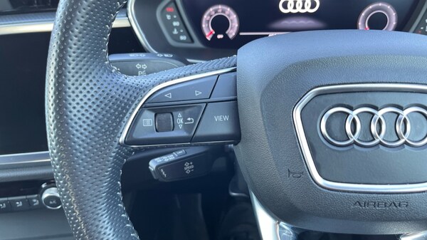 Used Audi Q3 2020 for sale - 75641267: Photo 34
