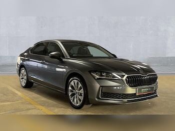 2025 - Superb Hatch SE L 1.5 TSI e-TEC 150 PS DSG