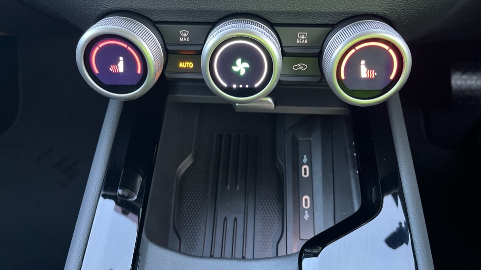 Used Skoda Superb 2025 for sale - 77079221: Photo 28