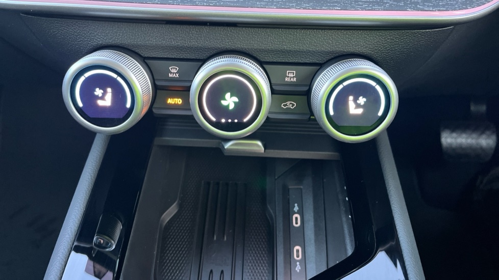 Used Skoda Superb 2025 for sale - 77079221: Photo 29