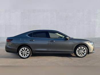 Used Skoda Superb 2025 for sale - 77079221: Photo