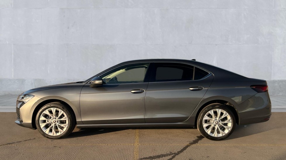 Used Skoda Superb 2025 for sale - 77079221: Photo 9