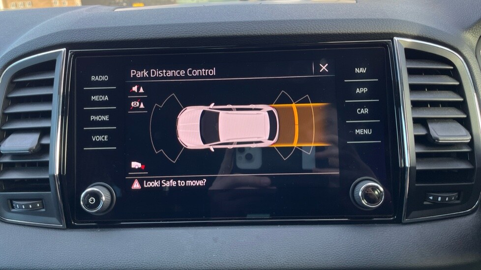 Used Skoda Karoq 2021 for sale - 76514872: Photo 32