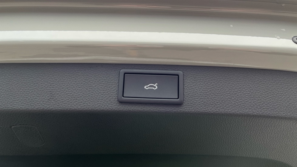 Used Skoda Karoq 2025 for sale - 76788121: Photo 25