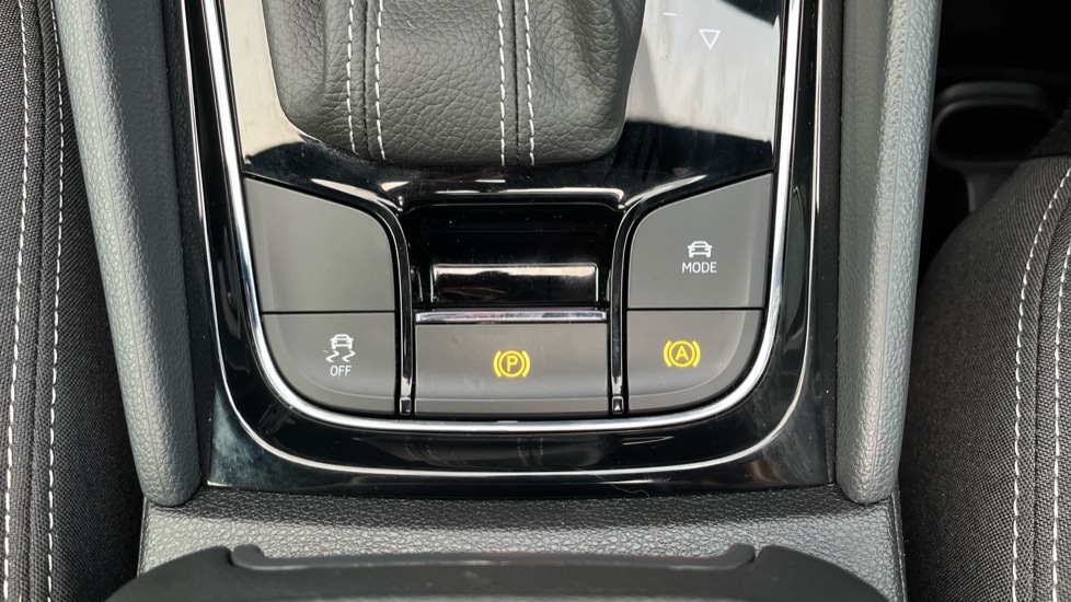 Used Skoda Karoq 2025 for sale - 76788121: Photo 31