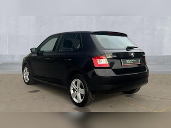 Used Skoda Fabia 2015 for sale - 76519369: Photo