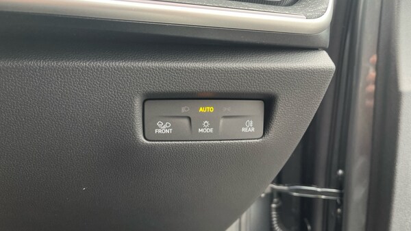 Used Skoda Superb 2025 for sale - 76140222: Photo 40