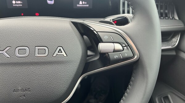 Used Skoda Superb 2025 for sale - 76140222: Photo 49