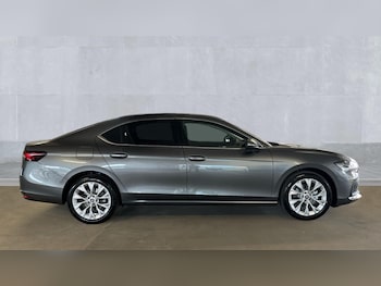 Used Skoda Superb 2025 for sale - 76140222: Photo 4
