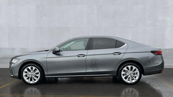 Used Skoda Superb 2025 for sale - 76140222: Photo 9
