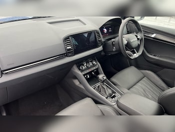 Used Skoda Karoq 2025 for sale - 76183911: Photo 2