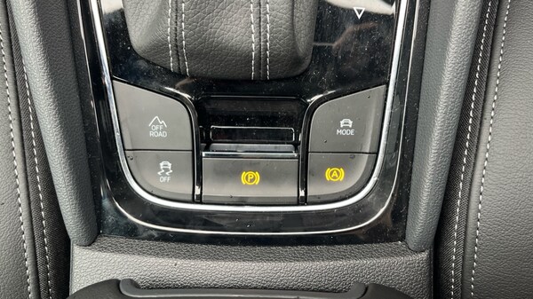 Used Skoda Karoq 2025 for sale - 76183911: Photo 31