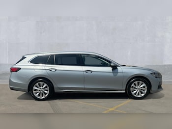 Used Skoda Superb 2024 for sale - 75472007: Photo