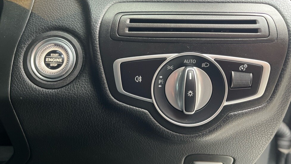 Used Mercedes-Benz GLC 2020 for sale - 76007735: Photo 24