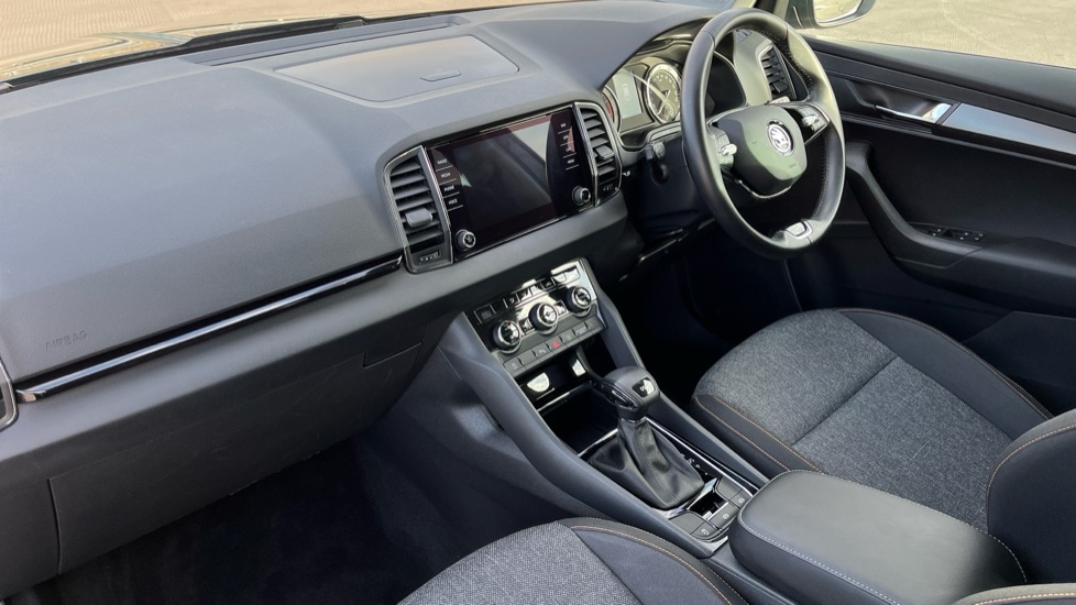 Used Skoda Karoq 2021 for sale - 76487406: Photo 2