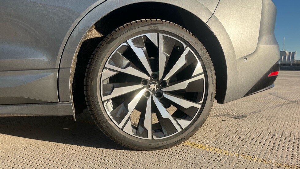 Used Skoda Enyaq 2025 for sale - 77067714: Photo 18