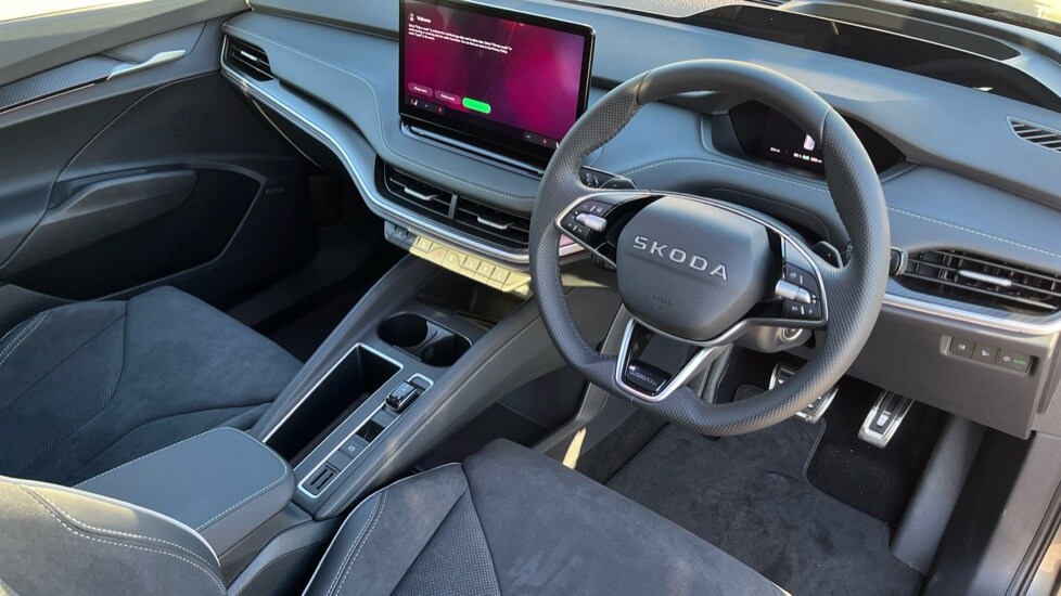 Used Skoda Enyaq 2025 for sale - 77067714: Photo 6