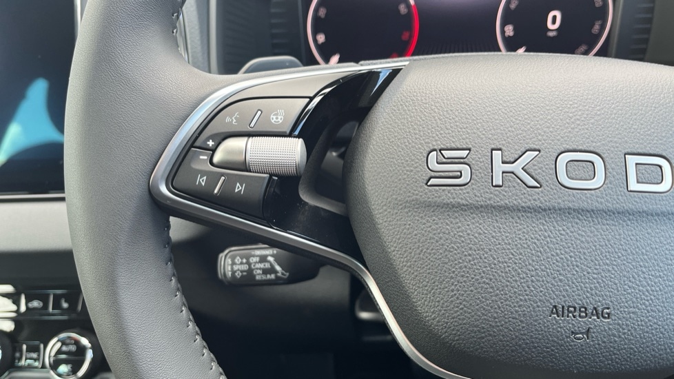 Used Skoda Karoq 2025 for sale - 76442090: Photo 41