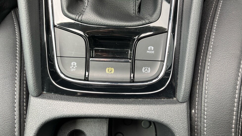 Used Skoda Karoq 2024 for sale - 76297293: Photo 25