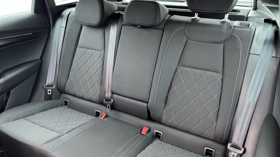 Used Skoda Karoq 2024 for sale - 76168569: Photo 15