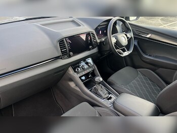 Used Skoda Karoq 2024 for sale - 76738137: Photo