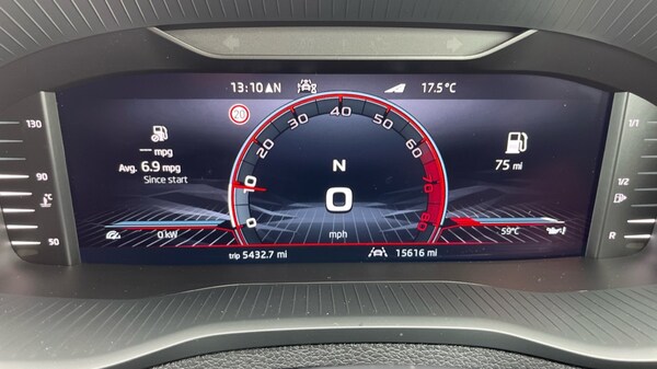Used Skoda Karoq 2024 for sale - 75472060: Photo 29