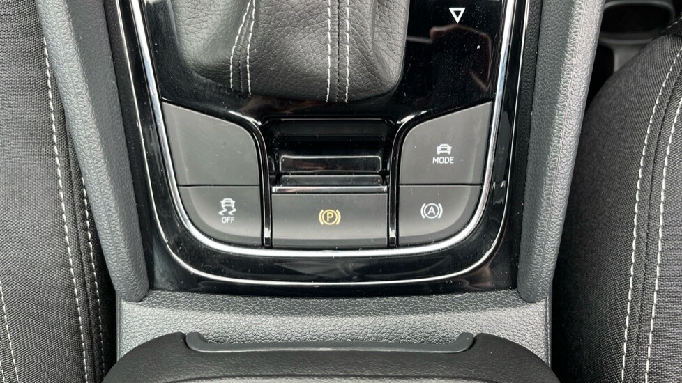 Vehicle 33