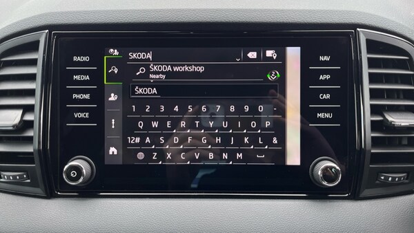 Used Skoda Karoq 2024 for sale - 75472060: Photo 34