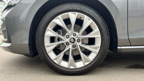 Used Skoda Superb 2025 for sale - 76196024: Photo 19