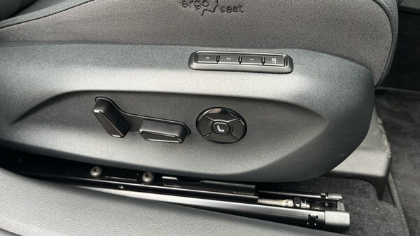 Used Skoda Superb 2025 for sale - 76196024: Photo 23