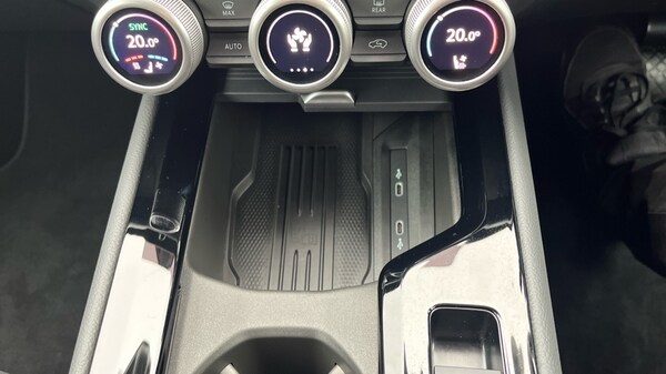 Used Skoda Superb 2025 for sale - 76196024: Photo 33