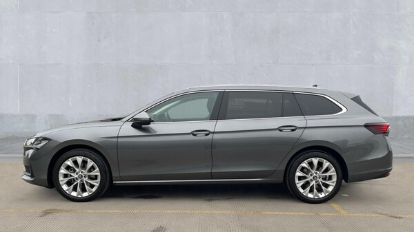 Used Skoda Superb 2025 for sale - 76196024: Photo 9