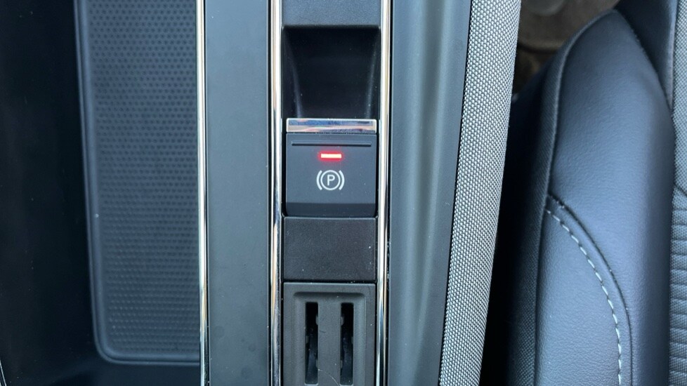 Used Skoda Enyaq 2024 for sale - 76966795: Photo 24