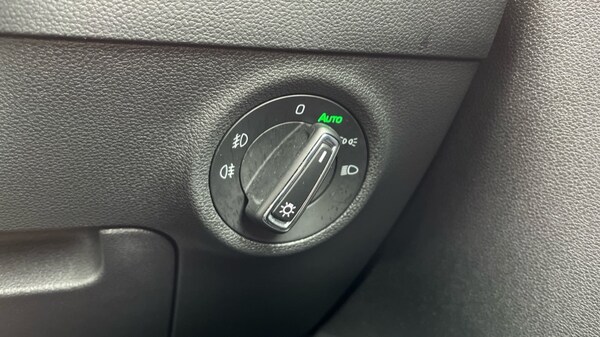 Used Skoda Karoq 2021 for sale - 76086674: Photo 27