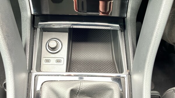 Used Skoda Karoq 2021 for sale - 76086674: Photo 28
