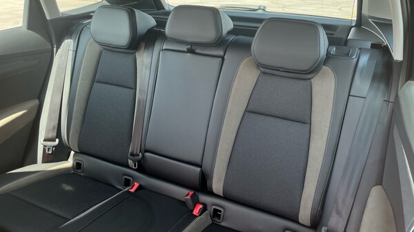 Used Skoda Karoq 2025 for sale - 75472129: Photo 15
