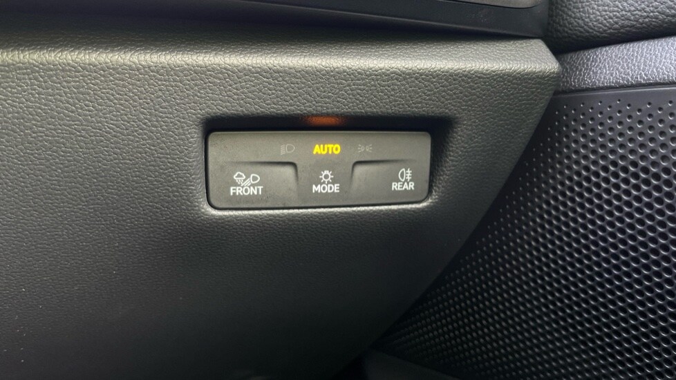 Used Skoda Superb 2025 for sale - 76788125: Photo 33