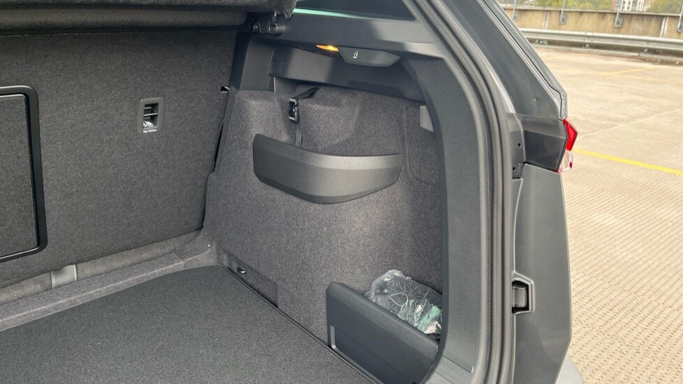 Used Skoda Karoq 2025 for sale - 75758962: Photo 25