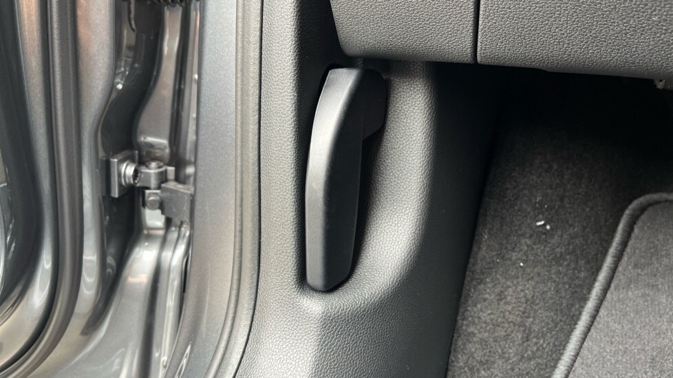 Used Skoda Karoq 2025 for sale - 75758962: Photo 38