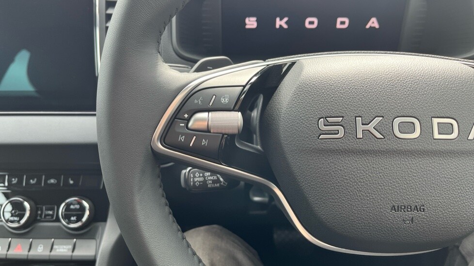 Used Skoda Karoq 2025 for sale - 75758962: Photo 41