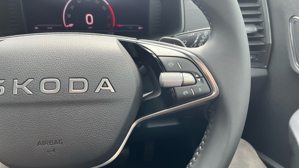 Used Skoda Karoq 2025 for sale - 75758962: Photo 42