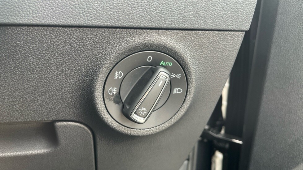 Used Skoda Karoq 2025 for sale - 75758962: Photo 44