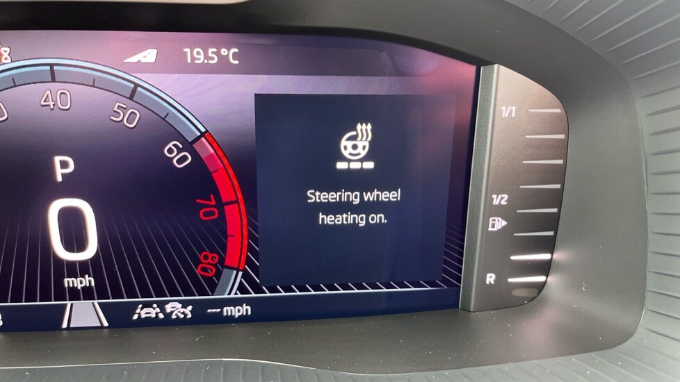 Used Skoda Karoq 2025 for sale - 75758962: Photo 45