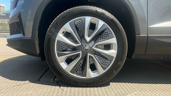 Used Skoda Karoq 2025 for sale - 75615135: Photo 19