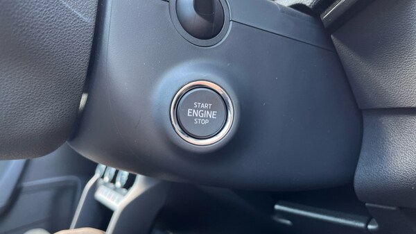 Used Skoda Karoq 2025 for sale - 75615135: Photo 32