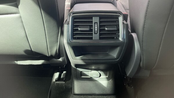 Used Skoda Karoq 2025 for sale - 75726057: Photo 25
